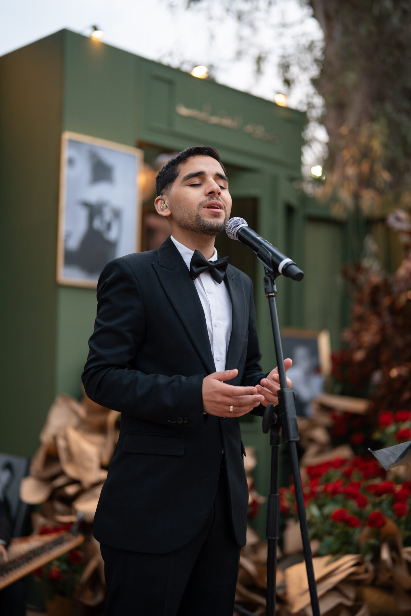 Modern Takht at the EFG Holding Ramadan Iftar, photograph 2.4